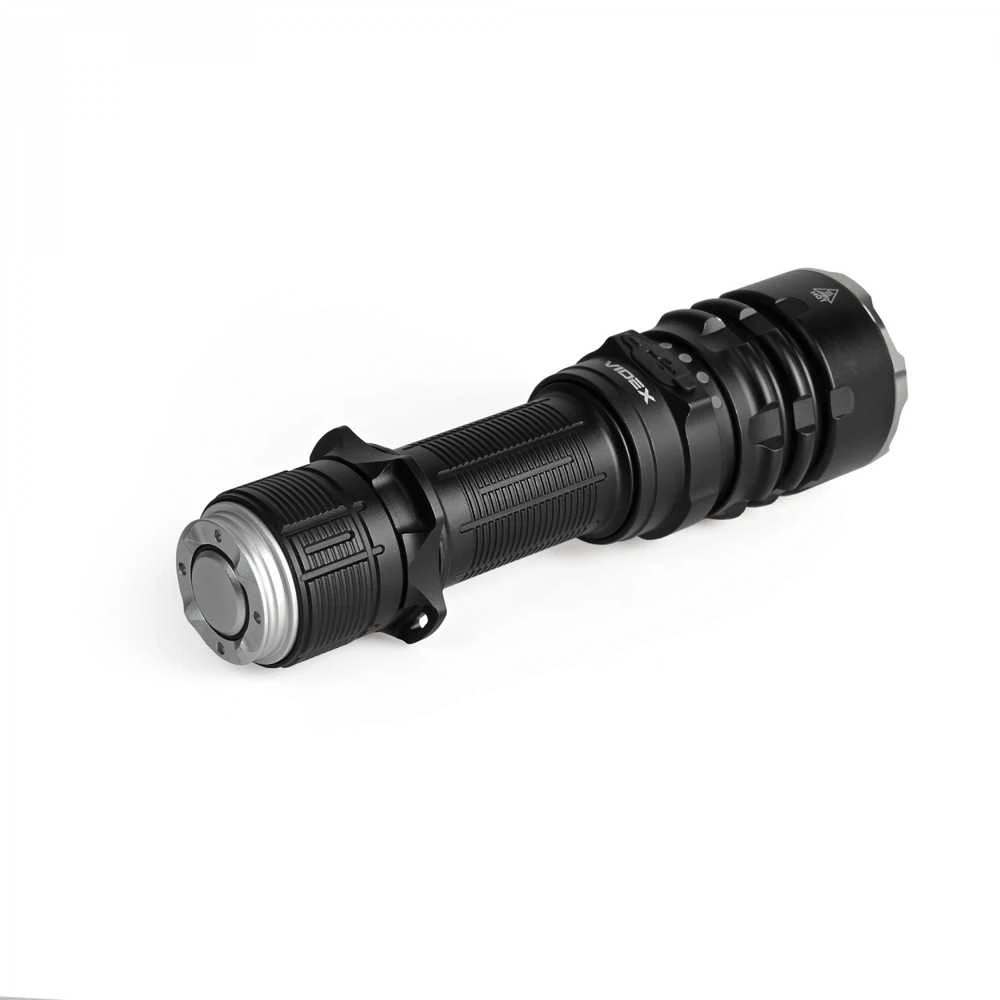Taktinis LED žibintuvėlis Luminus SFT40 20W, 2000Lm 6500K, Li-ion 21700 4000mAh, VIDEX VLF-AT265 – Taktinis mygtukas, 650m atstumas ir spalvoti filtrai