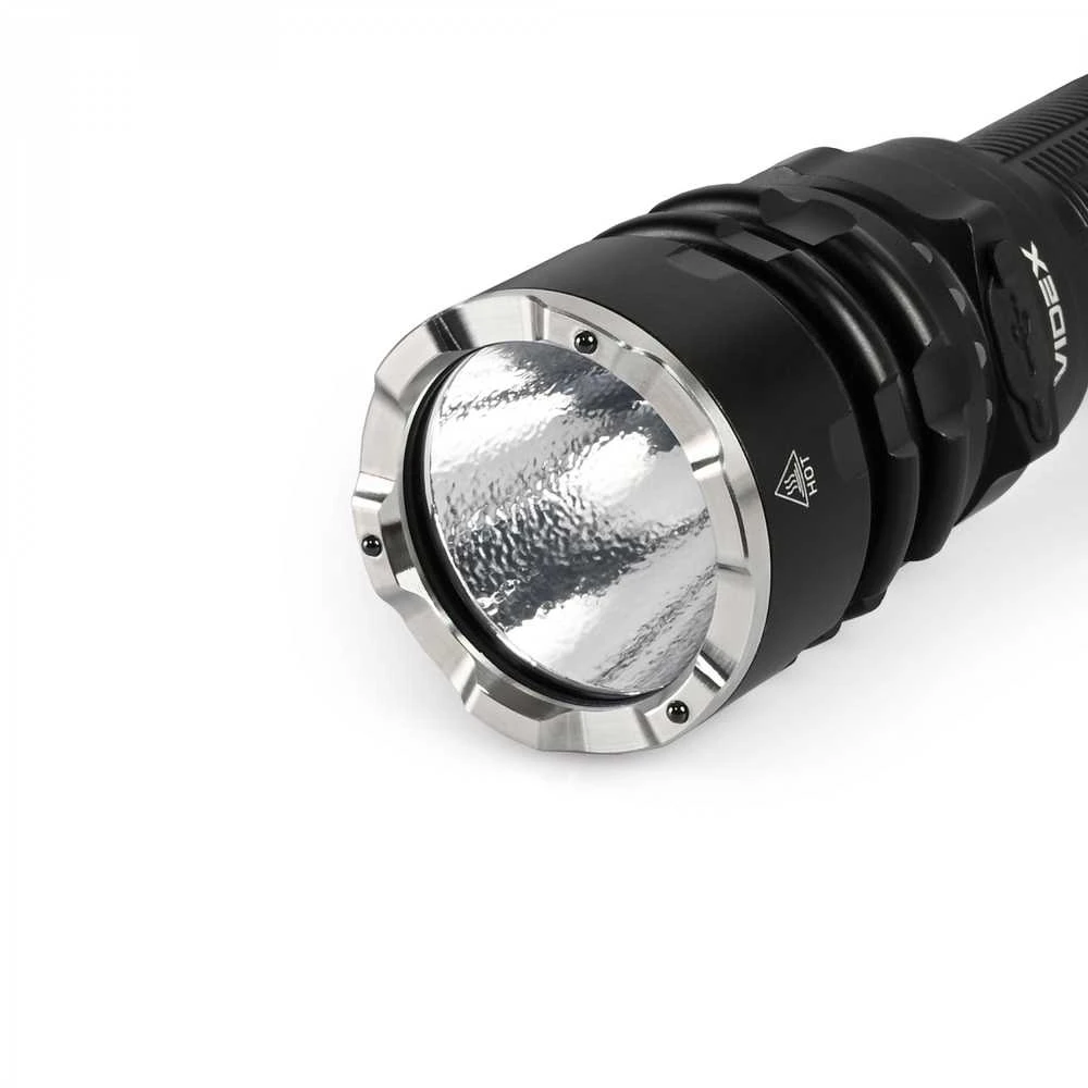 Taktinis LED žibintuvėlis Luminus SFT40 20W, 2000Lm 6500K, Li-ion 21700 4000mAh, VIDEX VLF-AT265 – Taktinis mygtukas, 650m atstumas ir spalvoti filtrai