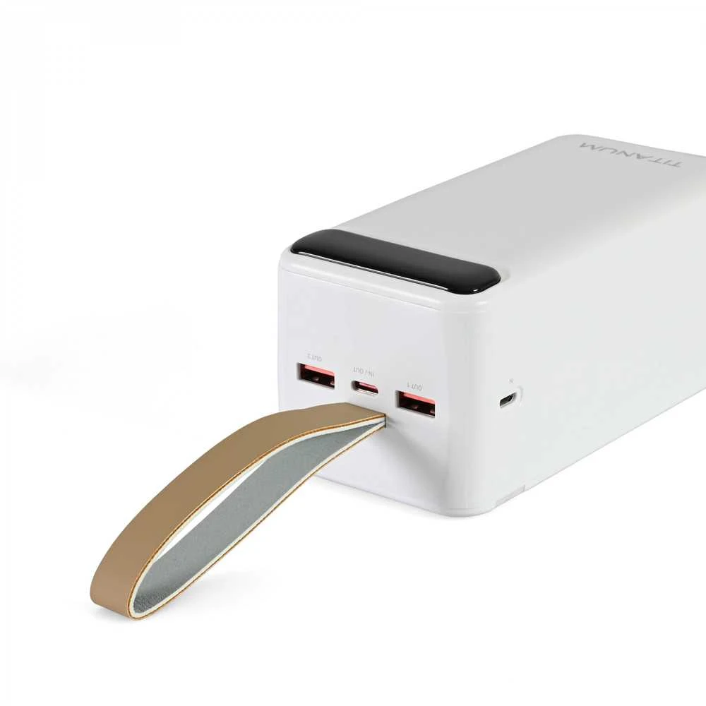 Didelės galios išorinė baterija 50000mAh 22.5W, Micro USB / Type-C / 2xUSB, greitas įkrovimas, balta, TITANUM TPB-741S-W Baltas – Super talpus nešiojamas energijos blokas nešiojamų kompiuterių ir telefonų daugkartiniam greitam krovimui