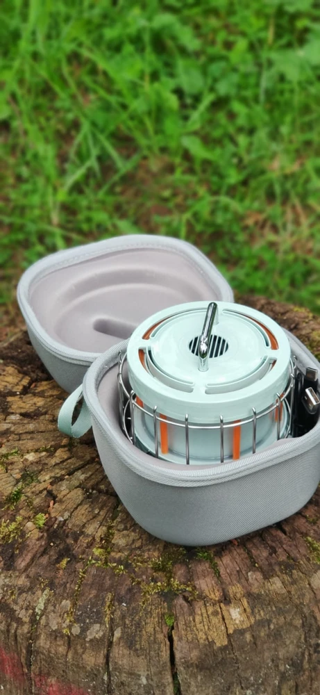 „Flextail Max Lantern“ drėkintuvas stovyklavimui