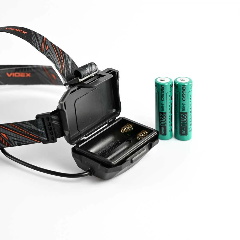 Videx Įkraunamas galvos žibintas su judesio jutikliu LED Luminus SST40, 20W 1400Lm 6500K, Li-ion 2x18650 2200mAh, VLF-H056 – Ekstremali 1400Lm galia ir du akumuliatoriai pakaušyje