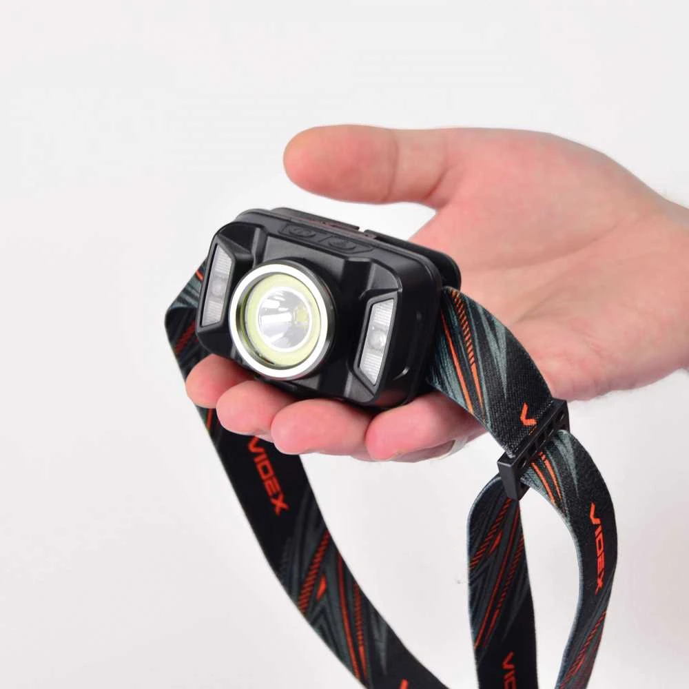Įkraunamas galvos žibintas su judesio jutikliu LED CREE XTE 5W + COB, 410Lm 5000K, Li-ion 1800mAh, VIDEX VLF-H035C – Padidinta 410Lm galia su plačiu ir siauru šviesos srautu