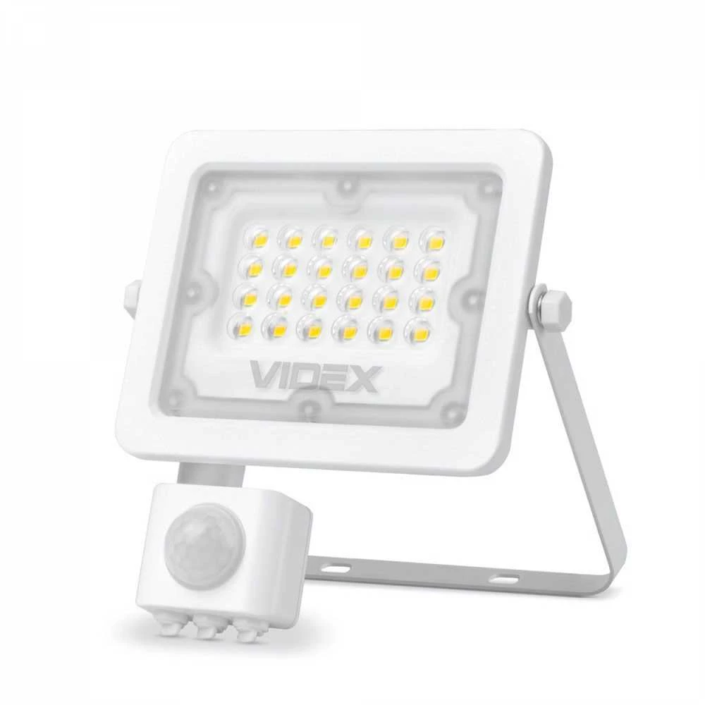 LED prožektorius su jutikliu 10W 900Lm 5000K IP65, VIDEX VLE-F2e-105W-S | LUCA – Reguliuojamas PIR judesio jutiklis (SENS/TIME/LUX)