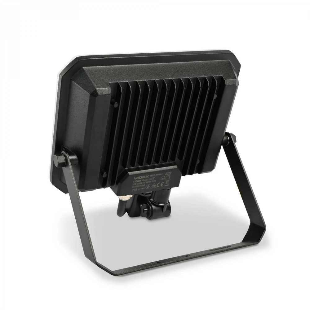 LED prožektorius su jutikliu 50W 4100Lm 5000K IP65, VIDEX VLE-F3-0505B-S – Reguliuojamas PIR judesio jutiklis (SENS/TIME/LUX)