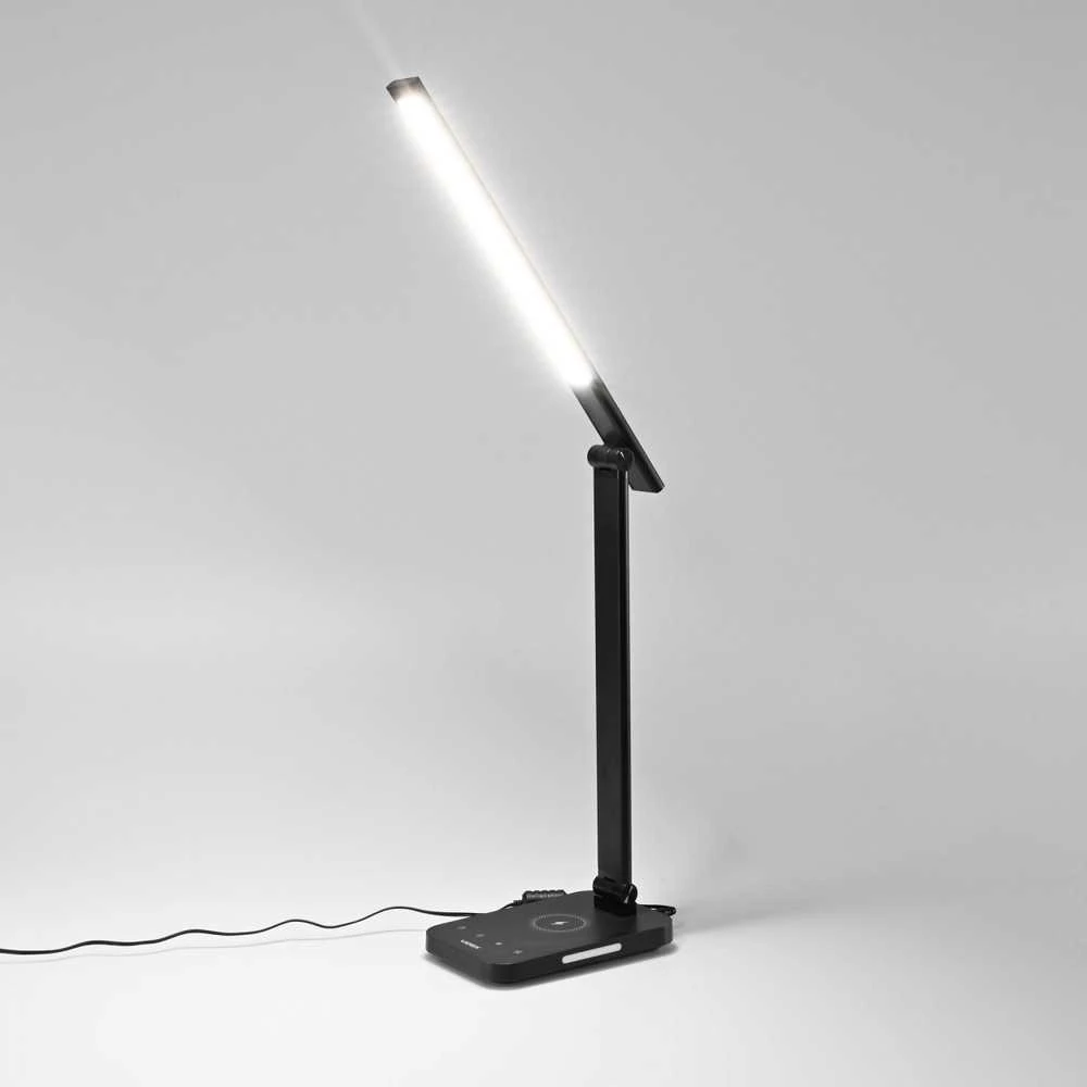 Dimeriuojama LED stalinė lempa su belaidžiu įkrovikliu 18W 700Lm 1800/3000/3800/4500/5000/6500K, VIDEX VL-TF17B | juodas – Integruota belaidė įkrovimo stotelė išmaniesiems įrenginiams