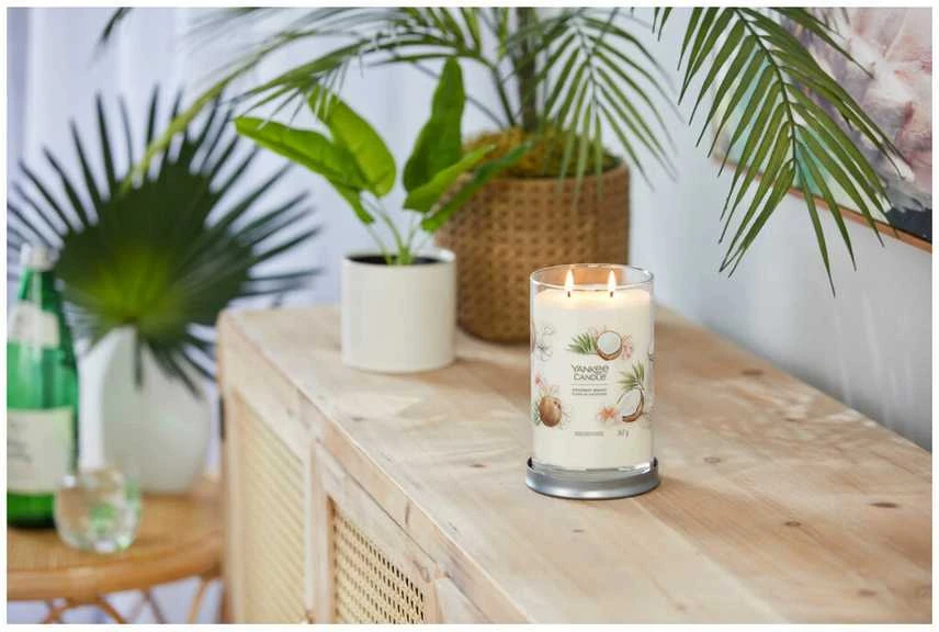 Yankee Candle Aromatinė žvakė Signature tumbler large Coconut Beach 567 g