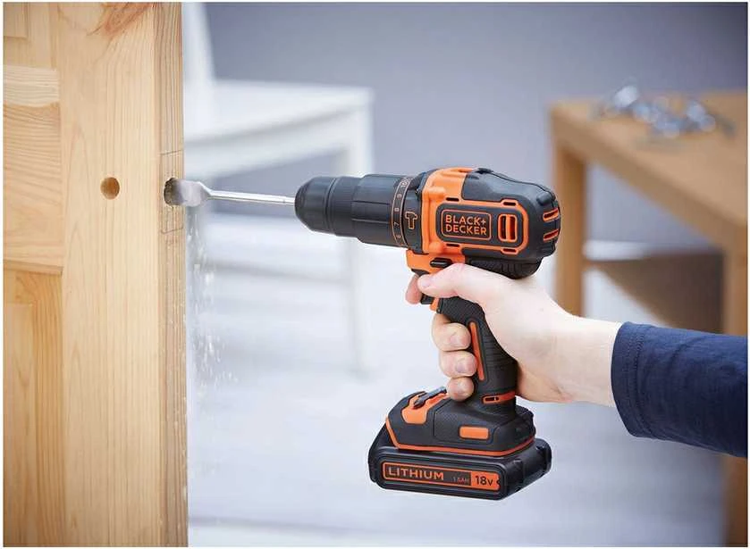 Black & Decker Juodas & Decker Akumuliatorinis smūginis gręžtuvas BDCHD18KB 18V 2 x 1,5 Ah, Juodas & Decker