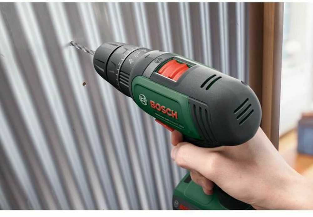 Bosch UniversalImpact18 (1x1,5) Akum.smūginis gręžtuvas