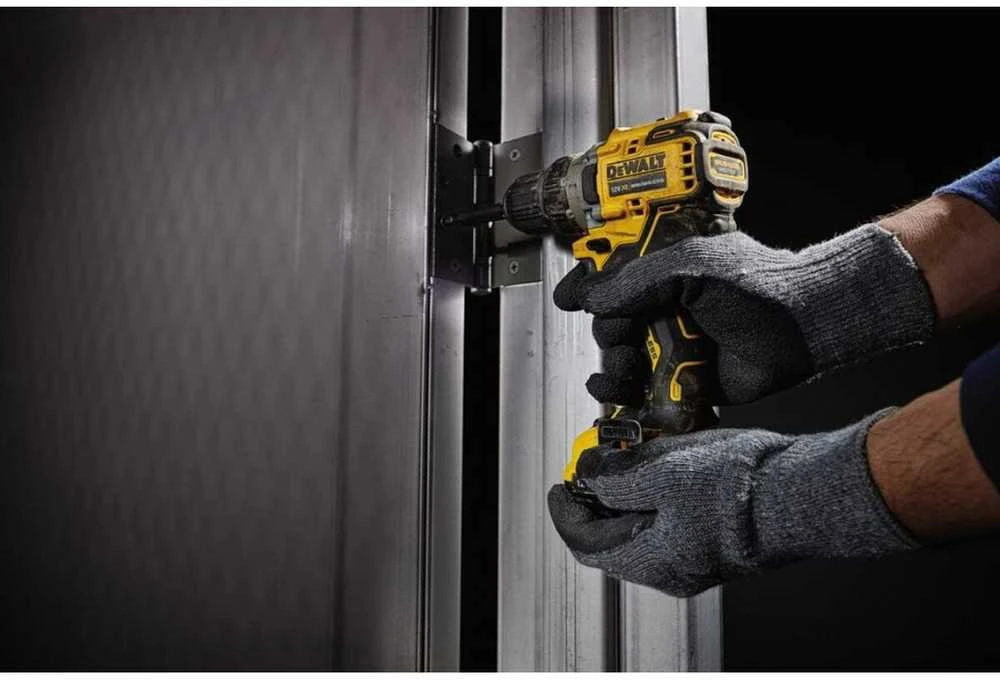 Akumuliatorinis suktuvas-gręžtuvas Dewalt DCD701D2-QW 12V 2x2.0Ah