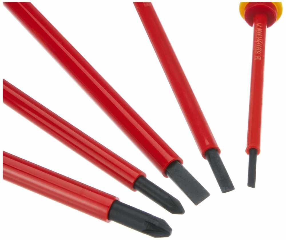 5 „Tournvis Protwist“ izoliuotų 1000 V „Facom“ – AT5VE.PB antgalių dėžutė (pristatoma su 3 atsuktuvais + 2 antgaliais)