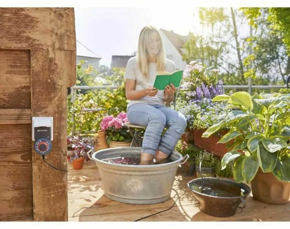 Gardena Pilnai automatizuota gėlių lovelių laistymo sistema