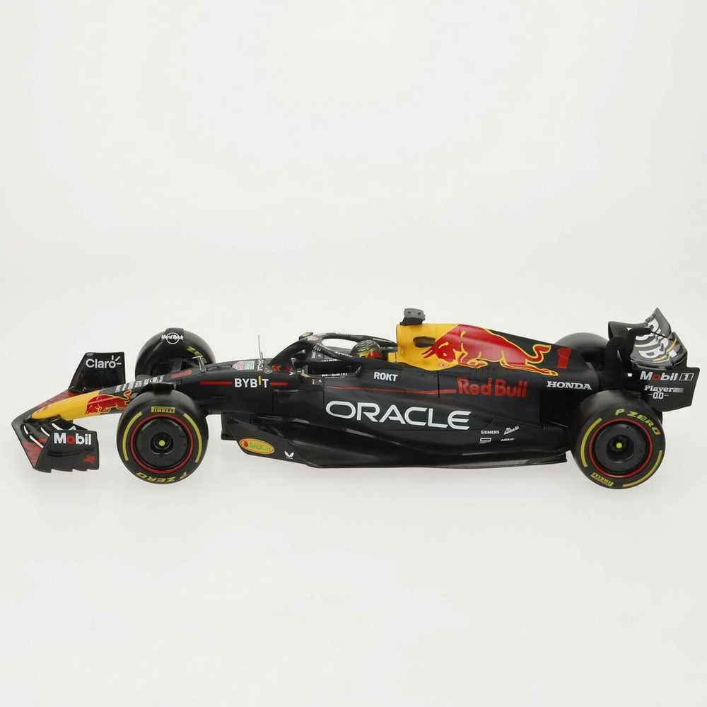 Bburago Formula F1 Oracle Raudona Bull Racing RB19 1:18 BBURAGO