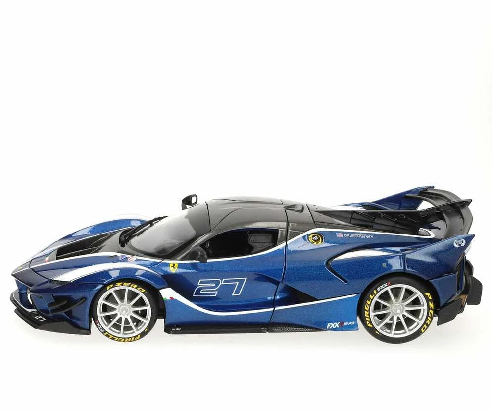 Bburago Ferrari FXX-K Evo #27 mėlynas 1:18 BBURAGO