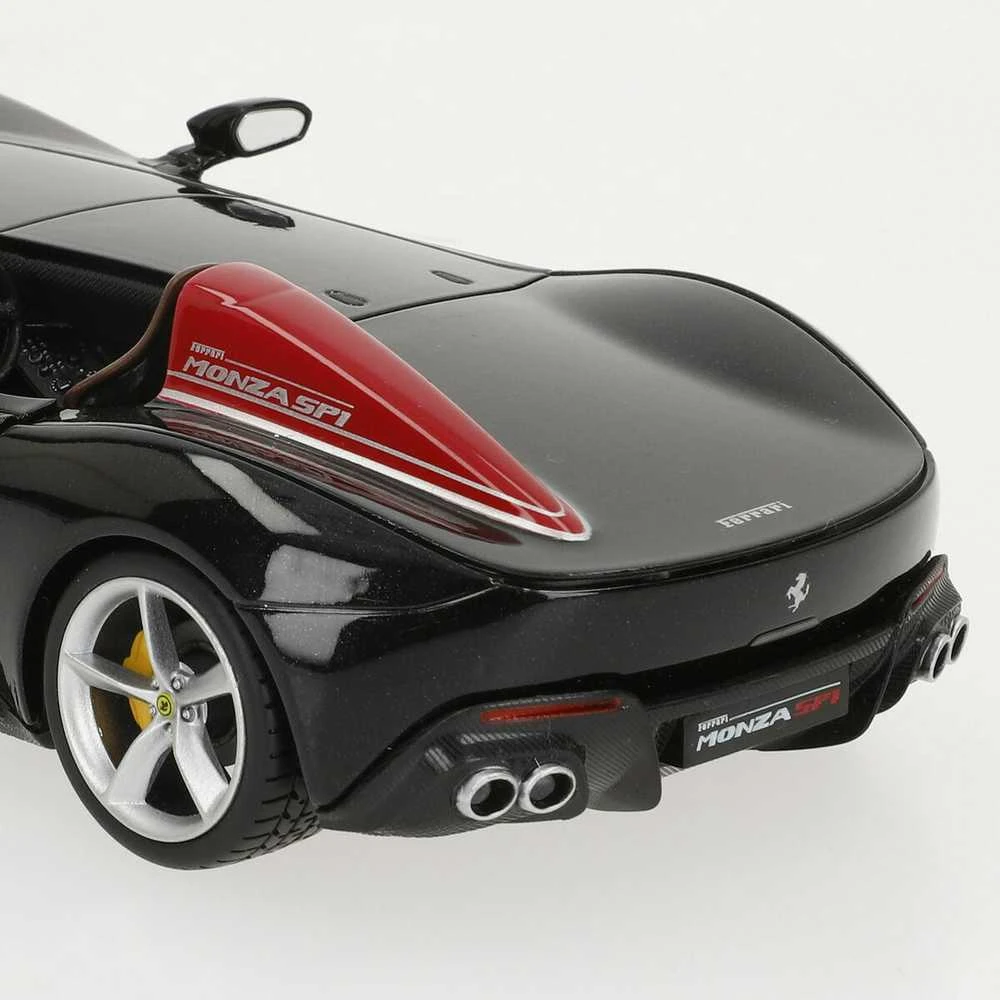 Bburago BBU 1:24 Ferrari R_P Ferrari Monza juodas 26027B