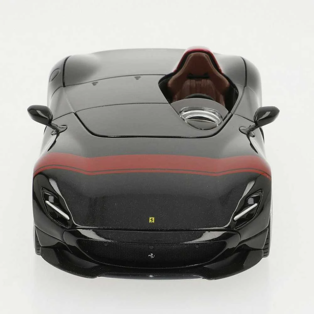 Bburago BBU 1:24 Ferrari R_P Ferrari Monza juodas 26027B
