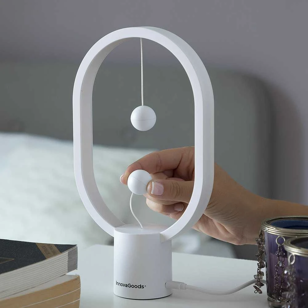 „InnovaGoods“ balansuojanti stalo lempa su magnetiniu jungikliu, „Magilum“
