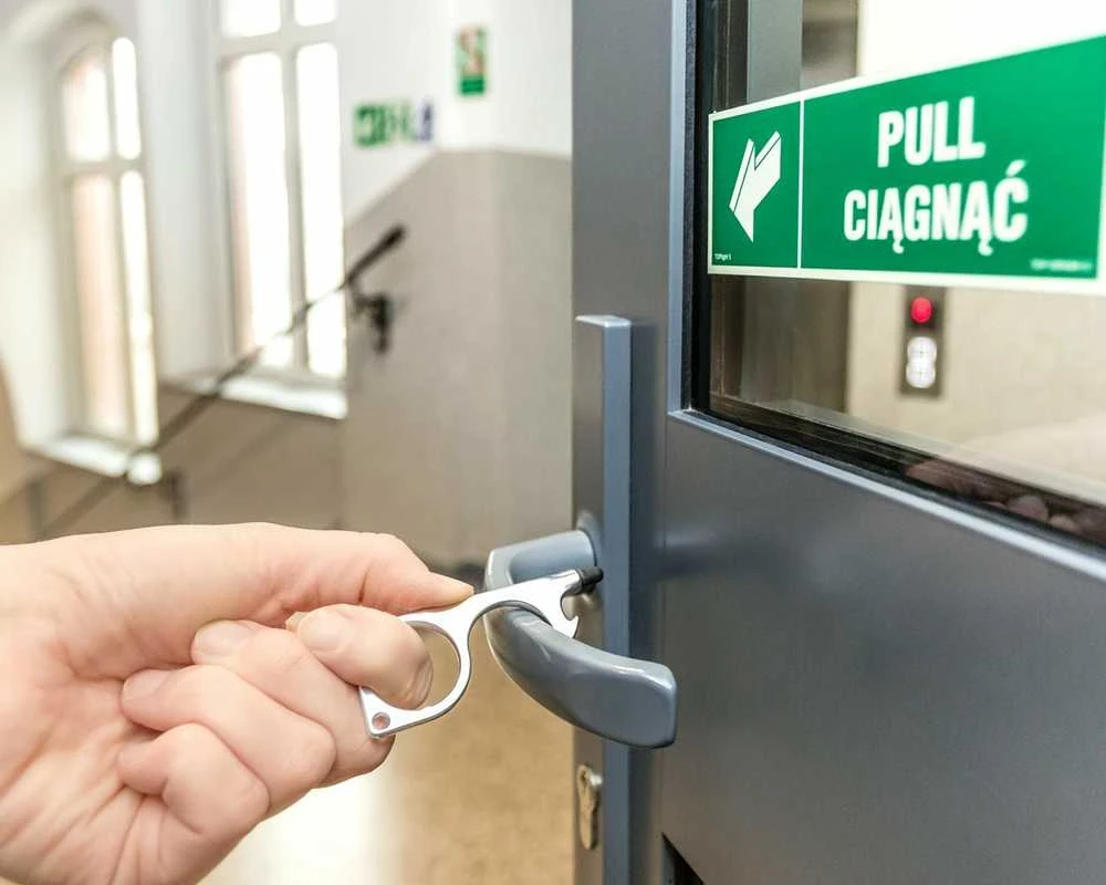 Upominkarnia bekontaktė jutiklinė dalis – Sidabrinis