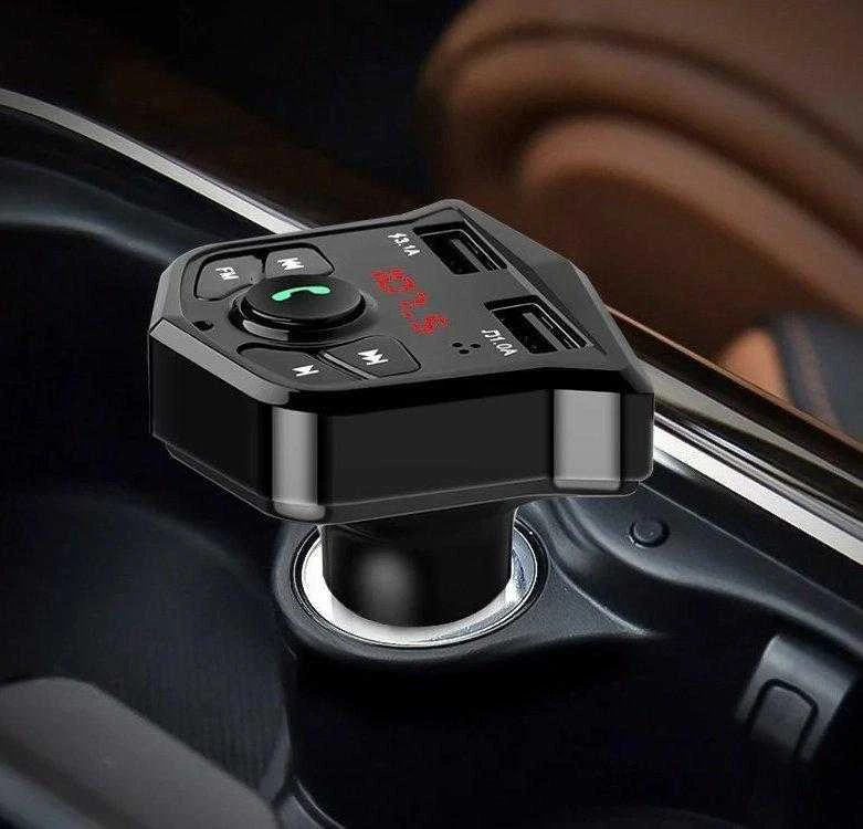 „Bluetooth“ siųstuvas automobiliui su dviem USB prievadais
