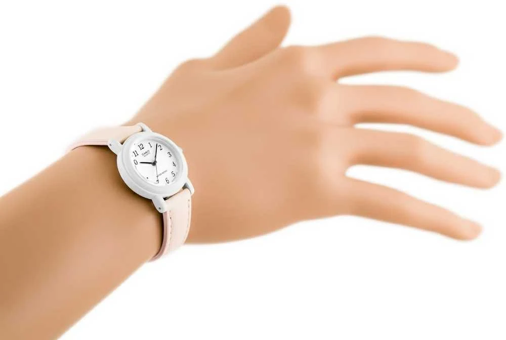 Laikrodis CASIO WOMEN'S WATCH LQ-24B-1BDF + BOX