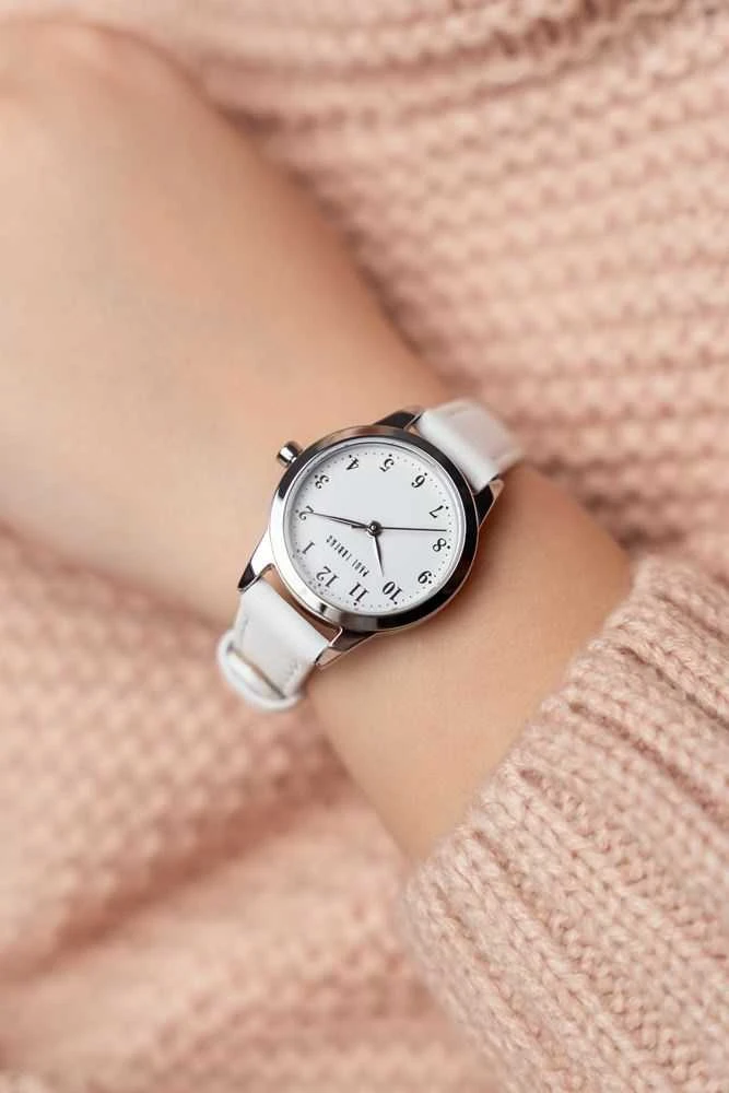 Laikrodis CASIO WOMEN'S WATCH LQ-24B-1BDF + BOX