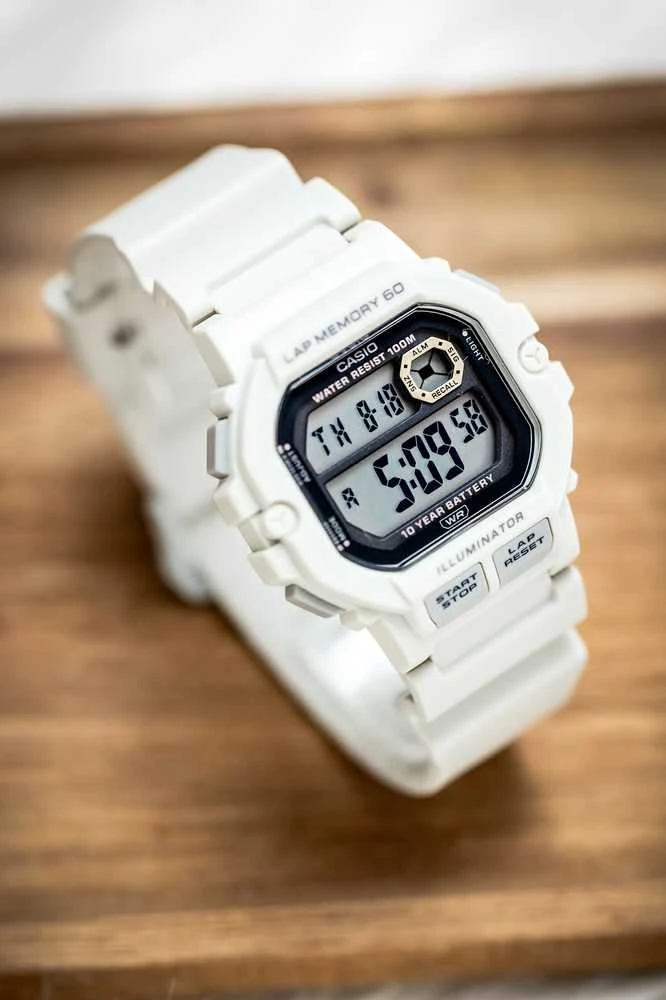 CASIO MTP-E321D-1A VYRIŠKAS LAIKRODIS (zd269a) + DĖŽUTĖ