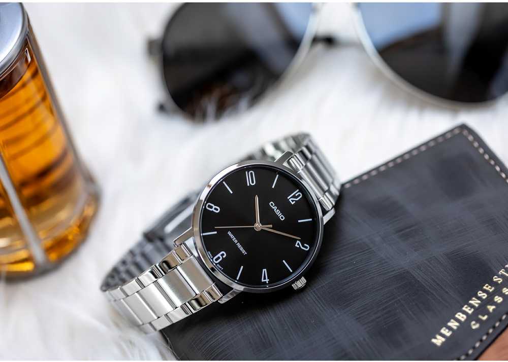 Laikrodis CASIO MEN'S WATCH MTP-VD01D-1CVUDF (zd185b) + BOX