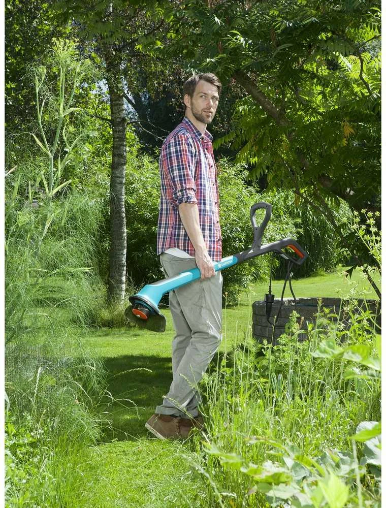 Elektrinė žoliapjovė GARDENA SmallCut Plus 350/23