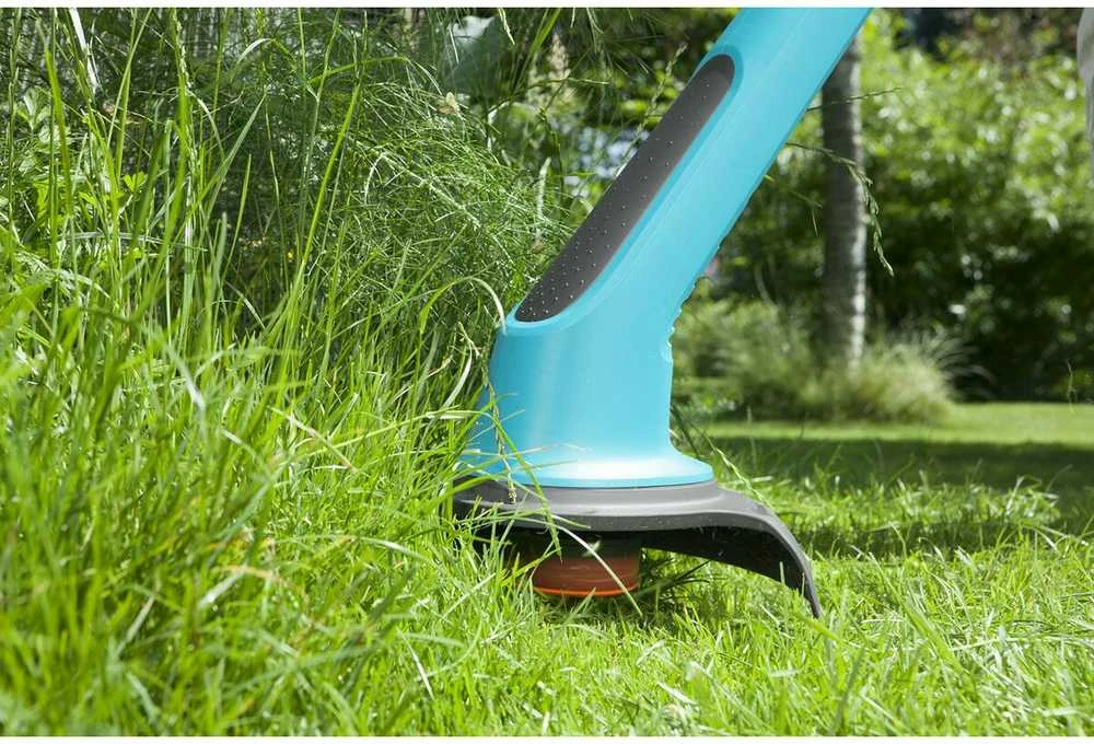 Elektrinė žoliapjovė GARDENA SmallCut Plus 350/23