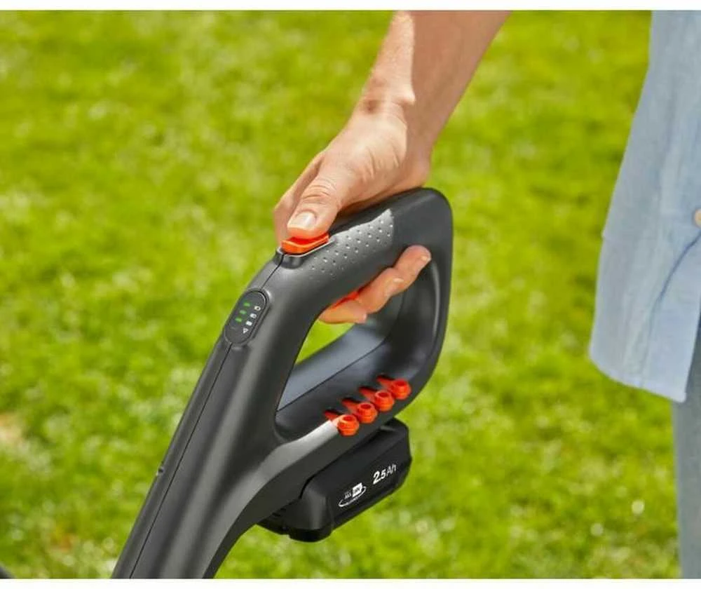 Gardena akumuliatorinė žoliapjovė ComfortCut 23/18V P4A pilnas komplektas