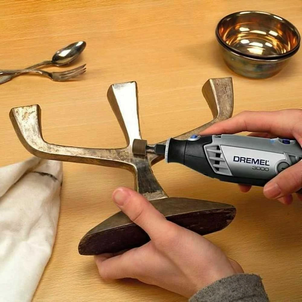 DREMEL 3000 serijos rotacinis įrankis + 15 priedų