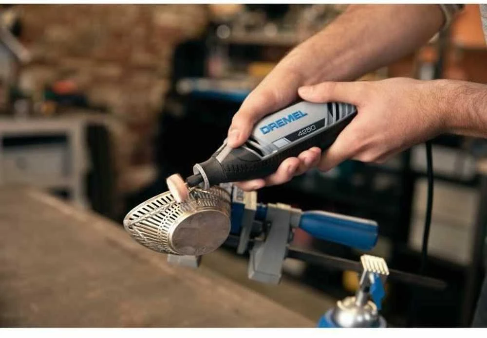 Daugiafunkcinis įrankis Dremel 4250-3/45 su 45 priedais