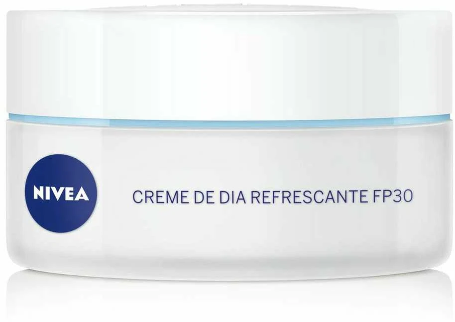 Nivea Moisturizing Day Care Spf30 normaliai ir mišriai odai 50ml