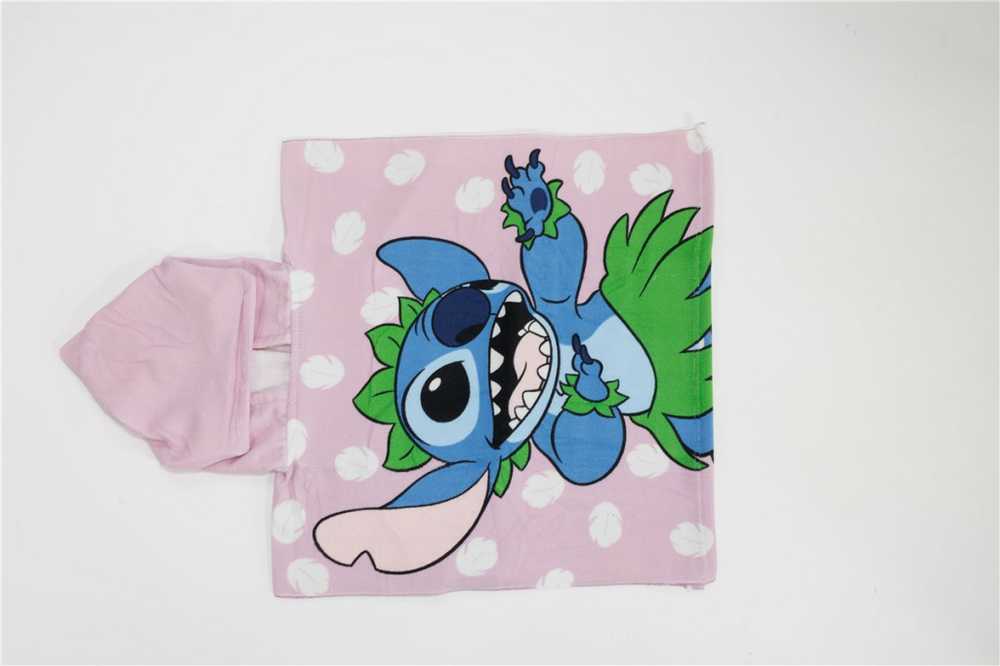 Disney Lilo ir Stitch Hula šokių paplūdimio rankšluostis pončas 55x110 cm (greitai džiūstantis)