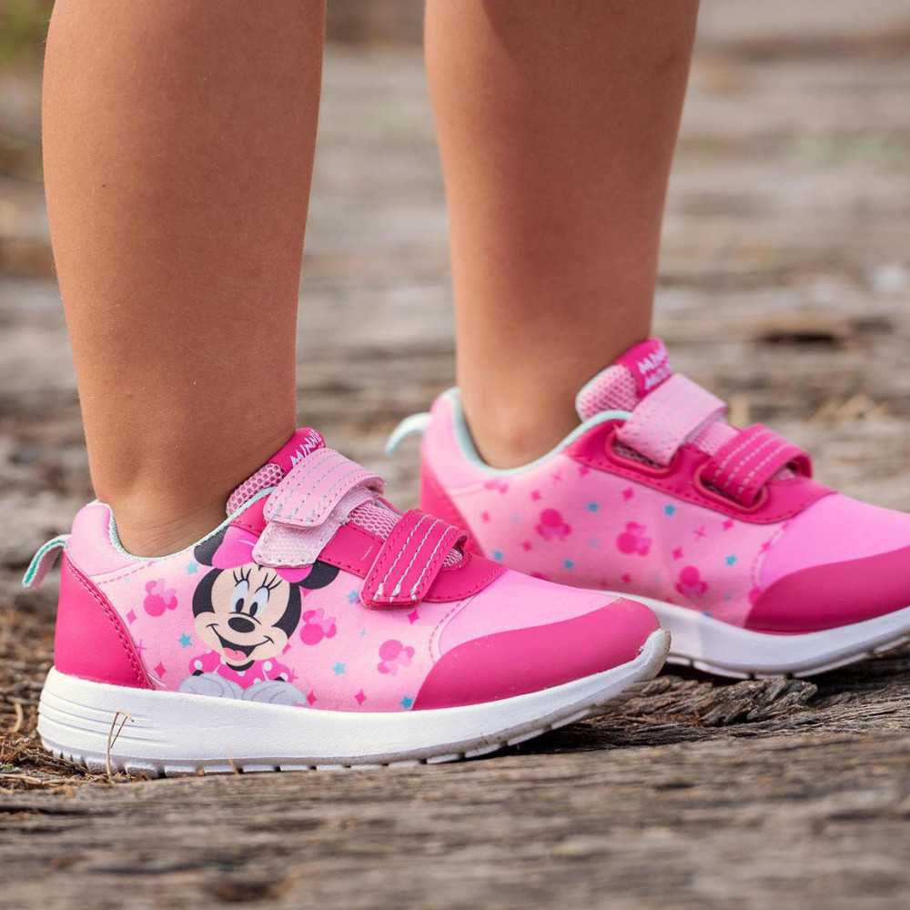 32 pritūpimai Minnie Mouse