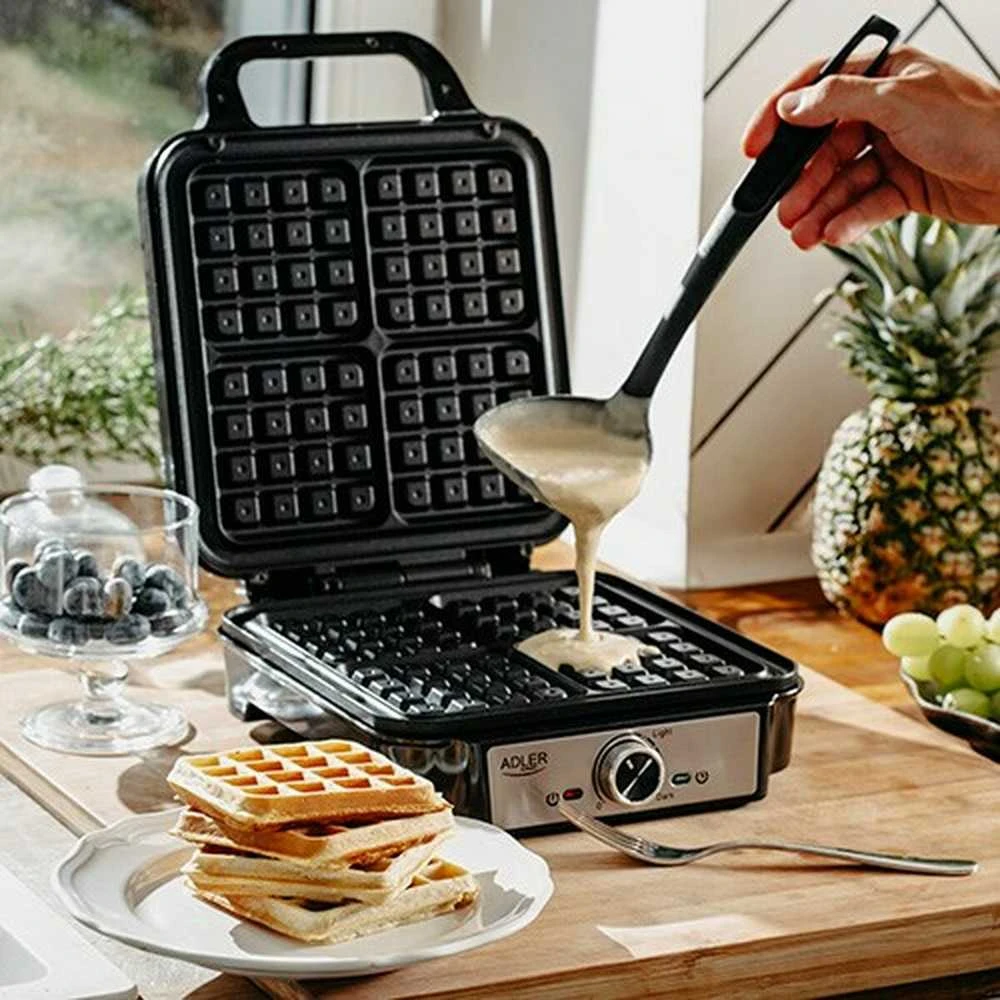 Adler Vaflinė | AD 3083 | 1800 W | Number of pastry 4 | Belgium | Sidabrinis/Juodas