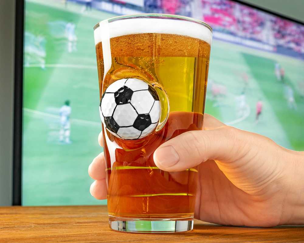 Gertuvė FUTBOLO stiklinė