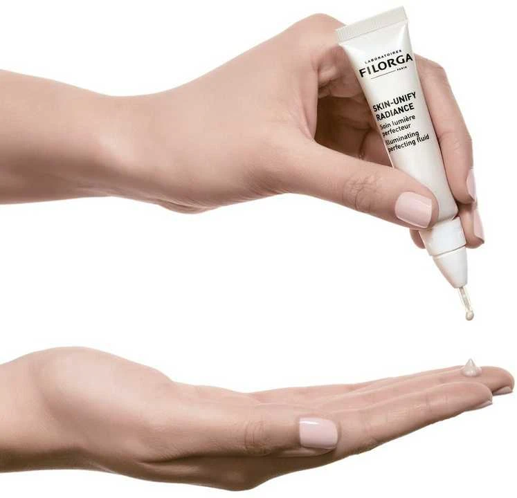 „Filorga Skin-Unify Radiance Radiance Care Illuminating Perfecting Fluid“ veido odos korekcinis skystis 15 ml