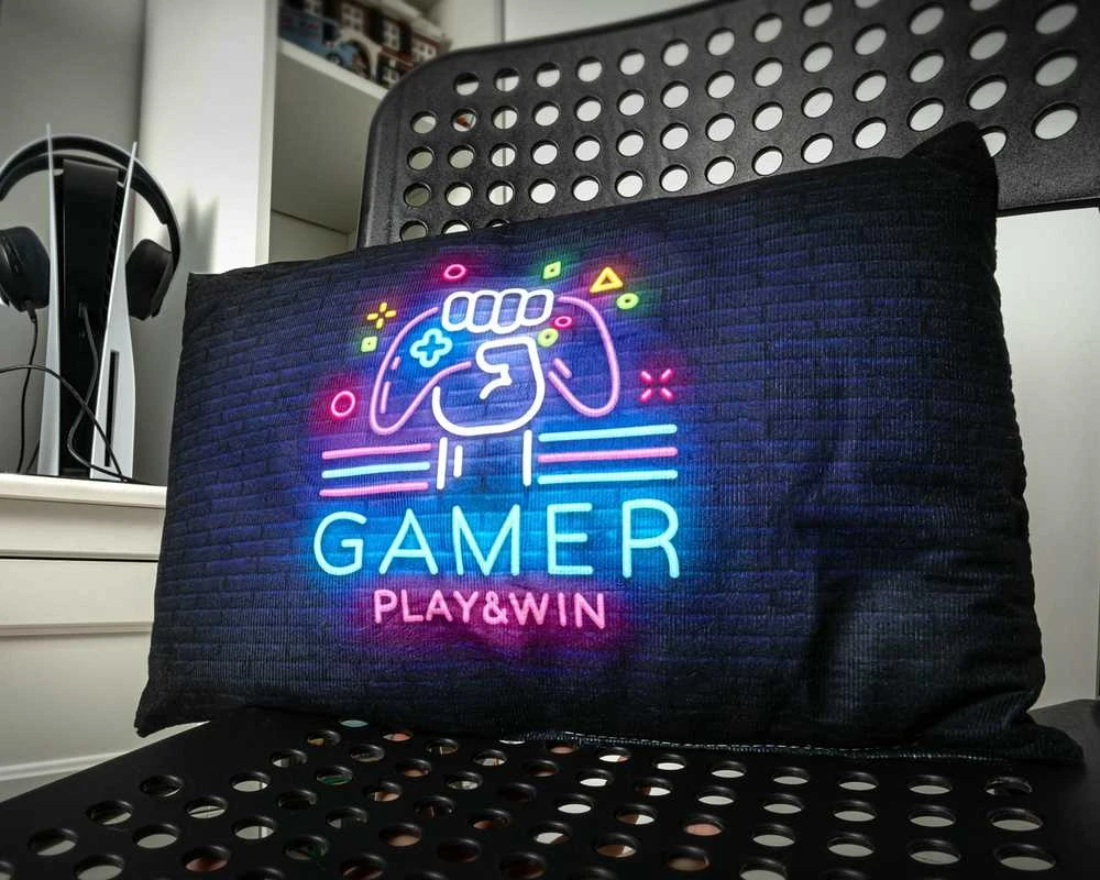 GAMER Žaisk ir laimėk pagalvė