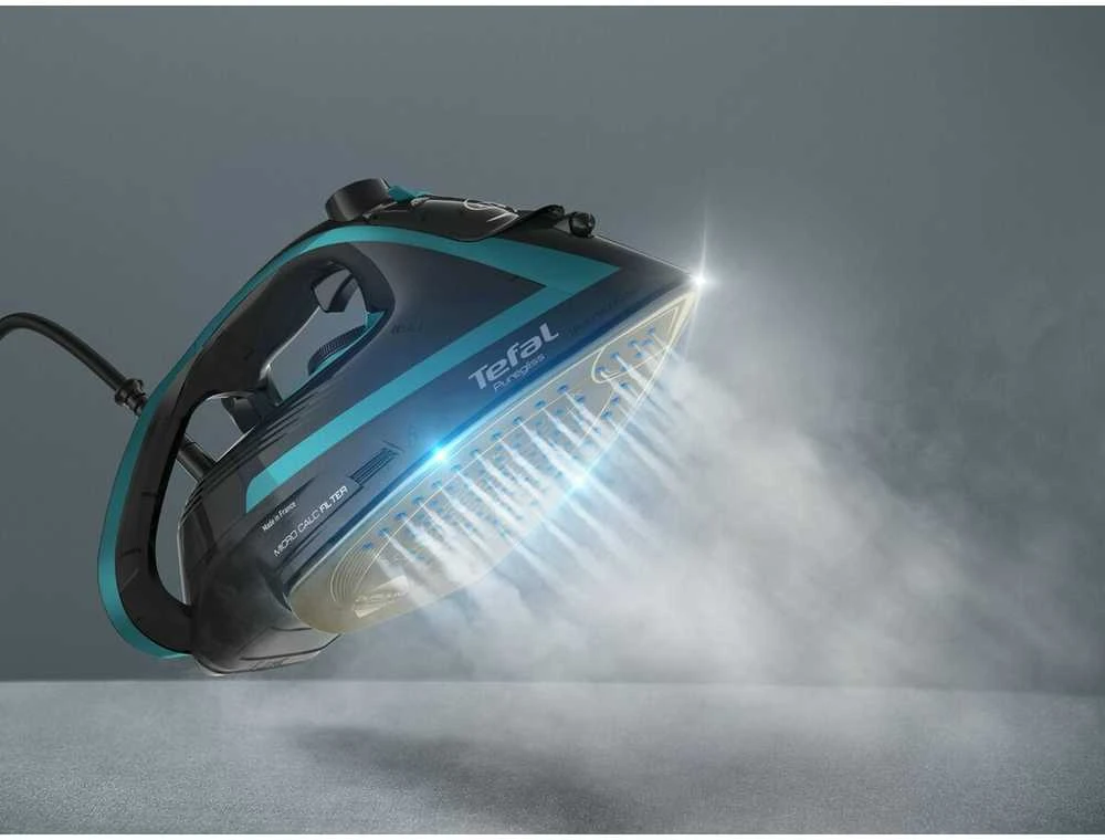 TEFAL | Lygintuvas | FV8066E0 | Garų lygintuvas | 3000 W | Vanduo tank capacity 270 ml | Continuous steam 50 g/min | Steam boost performance 280 g/min | Juodas/Mėlyna
