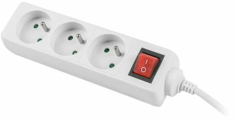 LANBERG PS1-03E-0300-W 3M Baltas LANTERGE CURVE 3X 230V PL su grandinės pertraukikliu, pilnai varinis