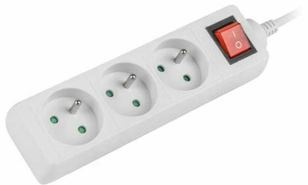 LANBERG PS1-03E-0300-W 3M Baltas LANTERGE CURVE 3X 230V PL su grandinės pertraukikliu, pilnai varinis