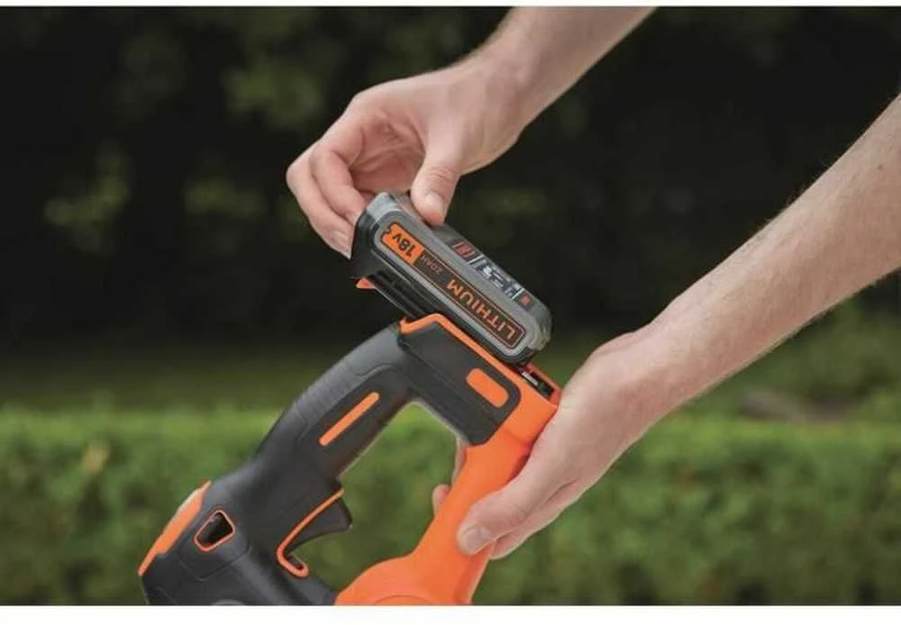Black & Decker Juodas & Decker Juodas ir Decker akumuliatorinės žirklės GTC18452PCB-XJ 45 cm