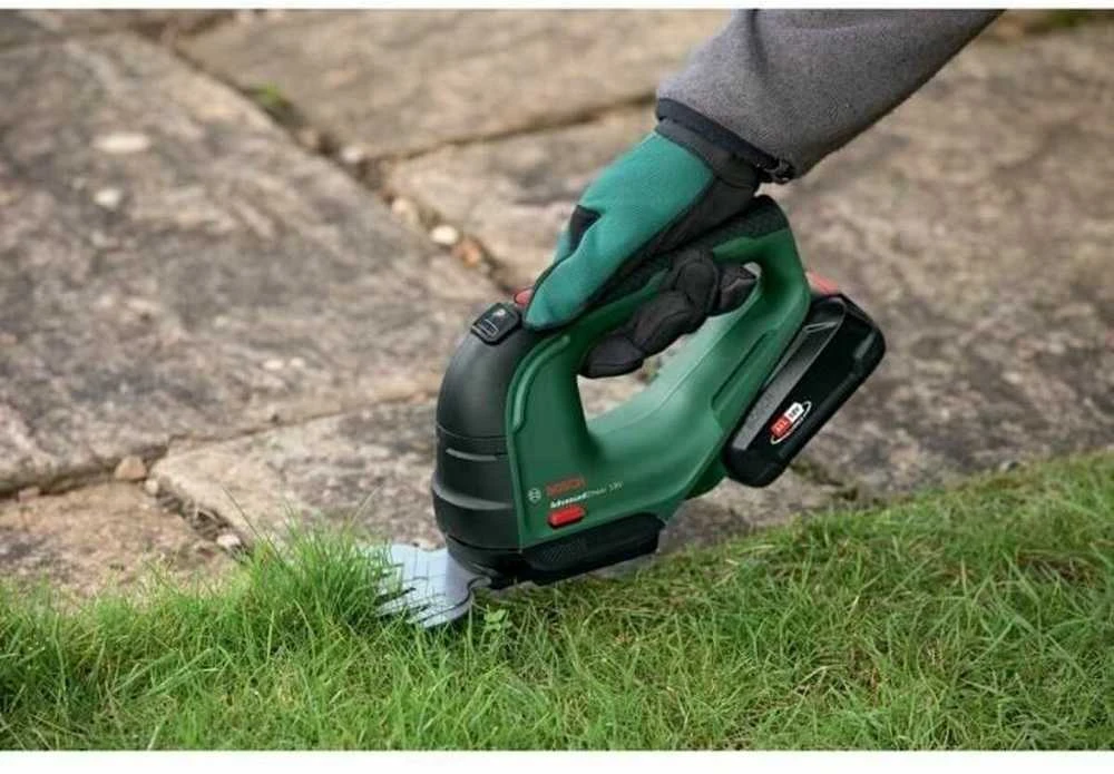 Akumuliatorinės krūmų ir žolės žirklės Bosch AdvancedShear 18 (18V / 1x2,0Ah)