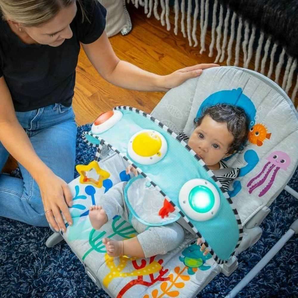 BABY EINSTEIN grojantis gultukas-sūpynės KICK TO IT Opus 0 - 30 mėn., MULTICOLORED, 16787