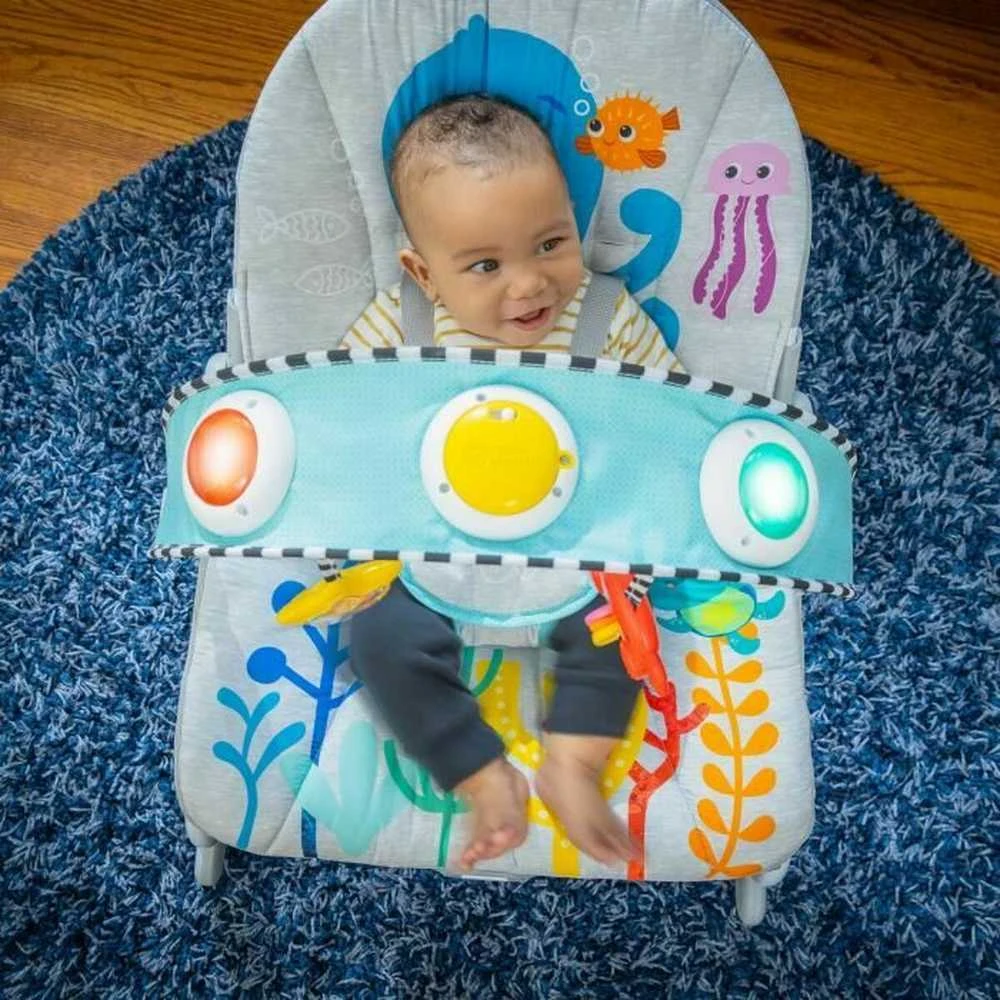 BABY EINSTEIN grojantis gultukas-sūpynės KICK TO IT Opus 0 - 30 mėn., MULTICOLORED, 16787