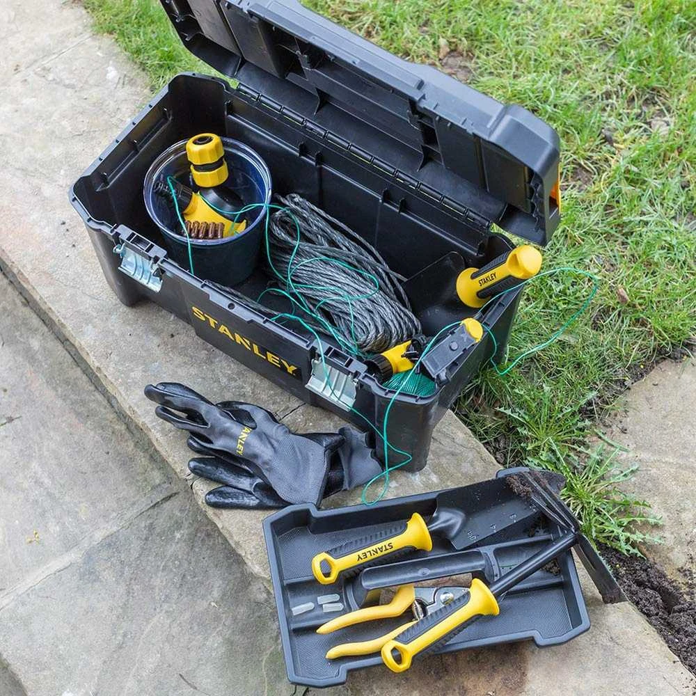 Įrankių dėžė Stanley 19" Essential su metaliniais užraktais STST1-75521