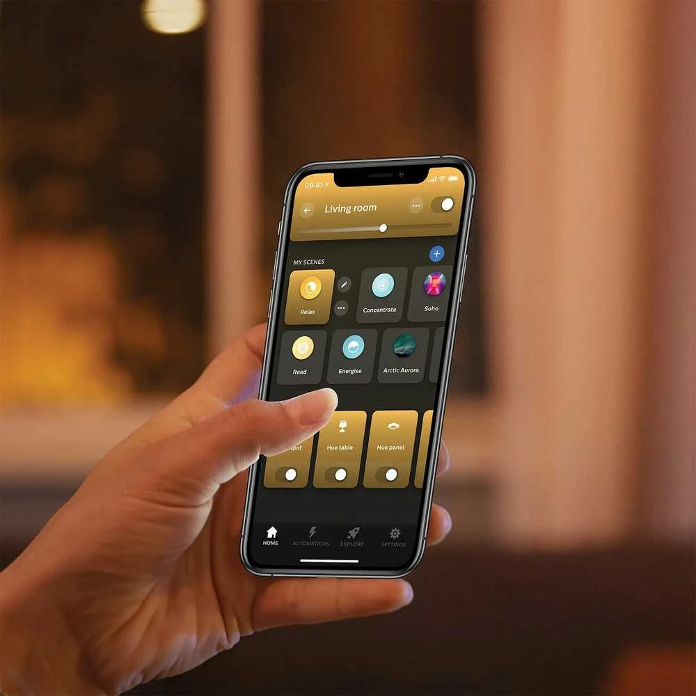 Išmanaus apšvietimo rinkinys Philips Hue 3x E27 lemputės + reguliatoriaus jungiklis