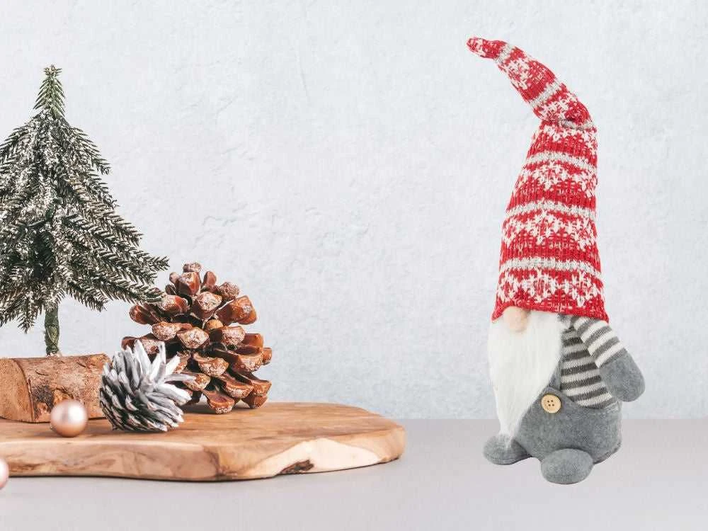 Pilkas Kalėdinis Nykštukas 38 cm