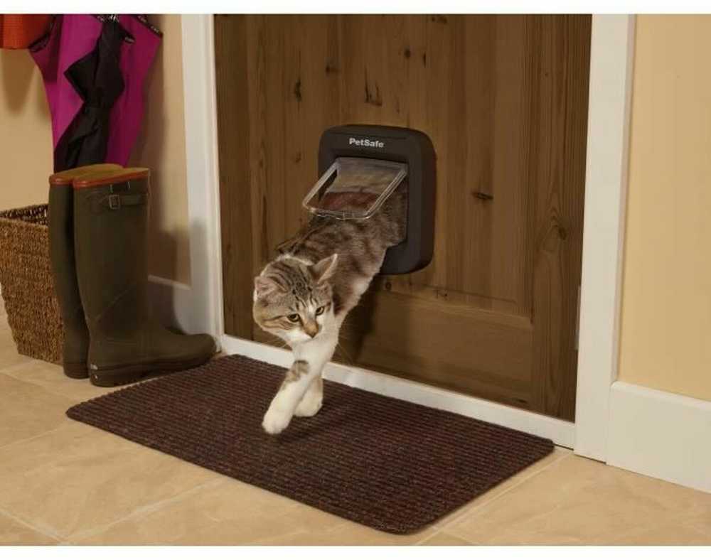 Petsafe Microchip Cat Flap durelės su mikročipu katėms ir mažiems šuniukams, rudos spalvos