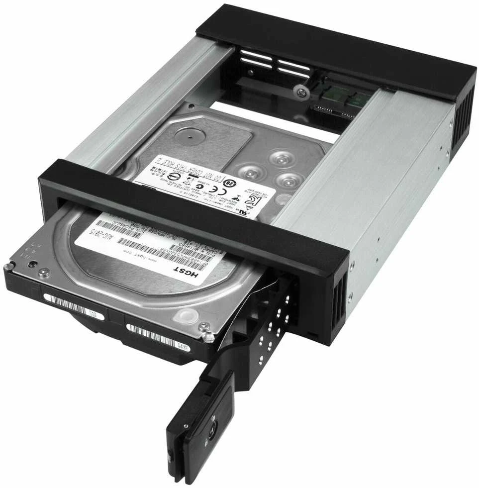 StarTech 5,25 colio stalčius su HDD